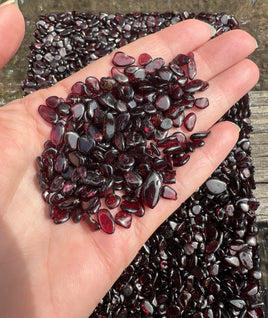 Red Garnet Gravel Chips Very Nice Quality 1kg 2.2lbs