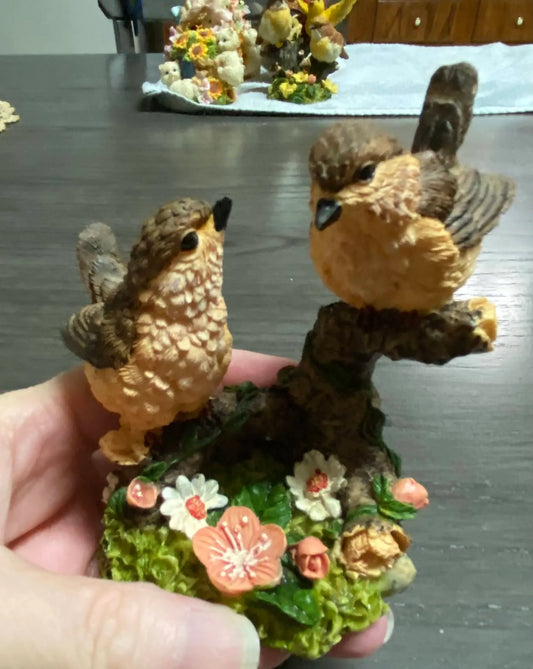 Pair of Birds Figurine #1