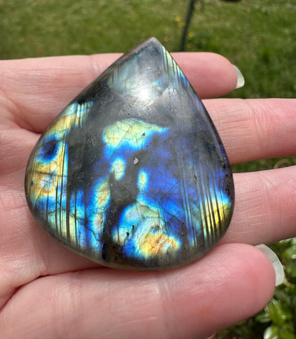 Pearshape Labradorite Cabochon 16a