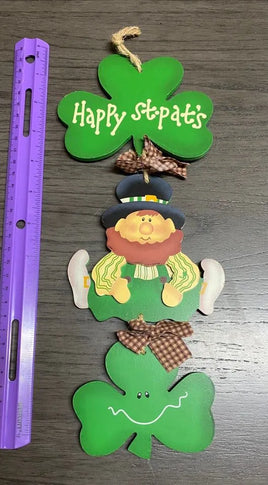 Wood Green Shamrock Sign With Leprechaun: Happy St. Pats New