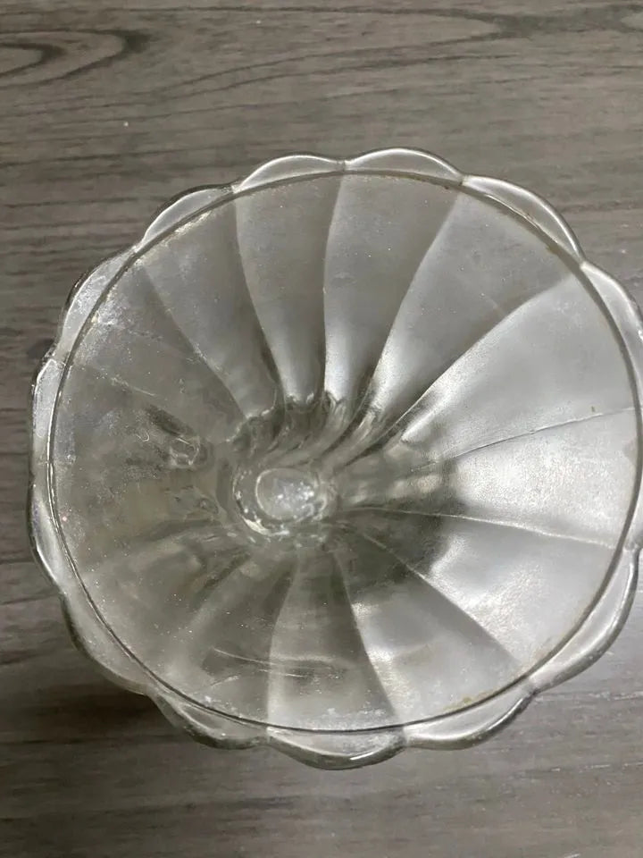 Heisey Glass Co. Crystal Cornucopia Vase