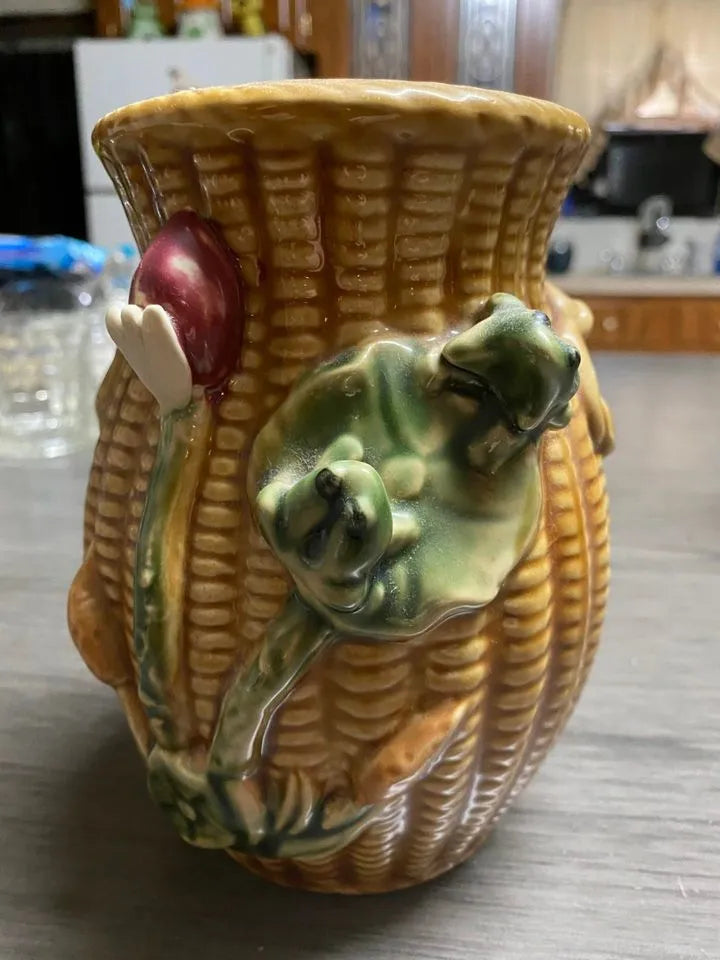 Frog Vase Basket Weave Ceramic Vase