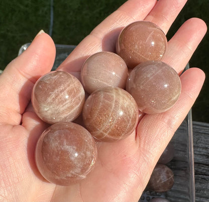 Sparkling Sunstone Spheres