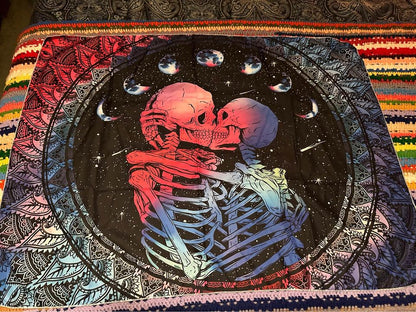 Skeleton Couple Kiss Tapestry