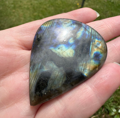 Pearshape Labradorite Cabochon 16a