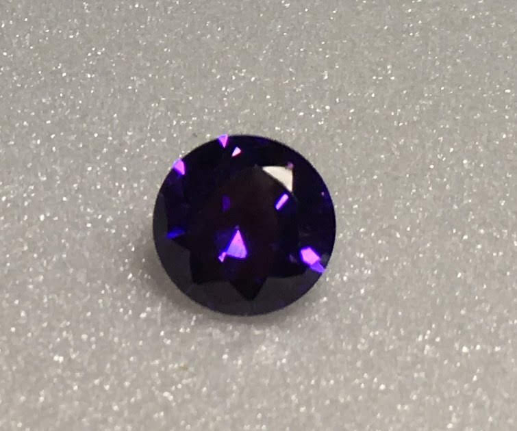 Purple Cz 10mm Round 7ct