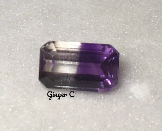 Bi-Color Amethyst 10x6mm 2.4ct