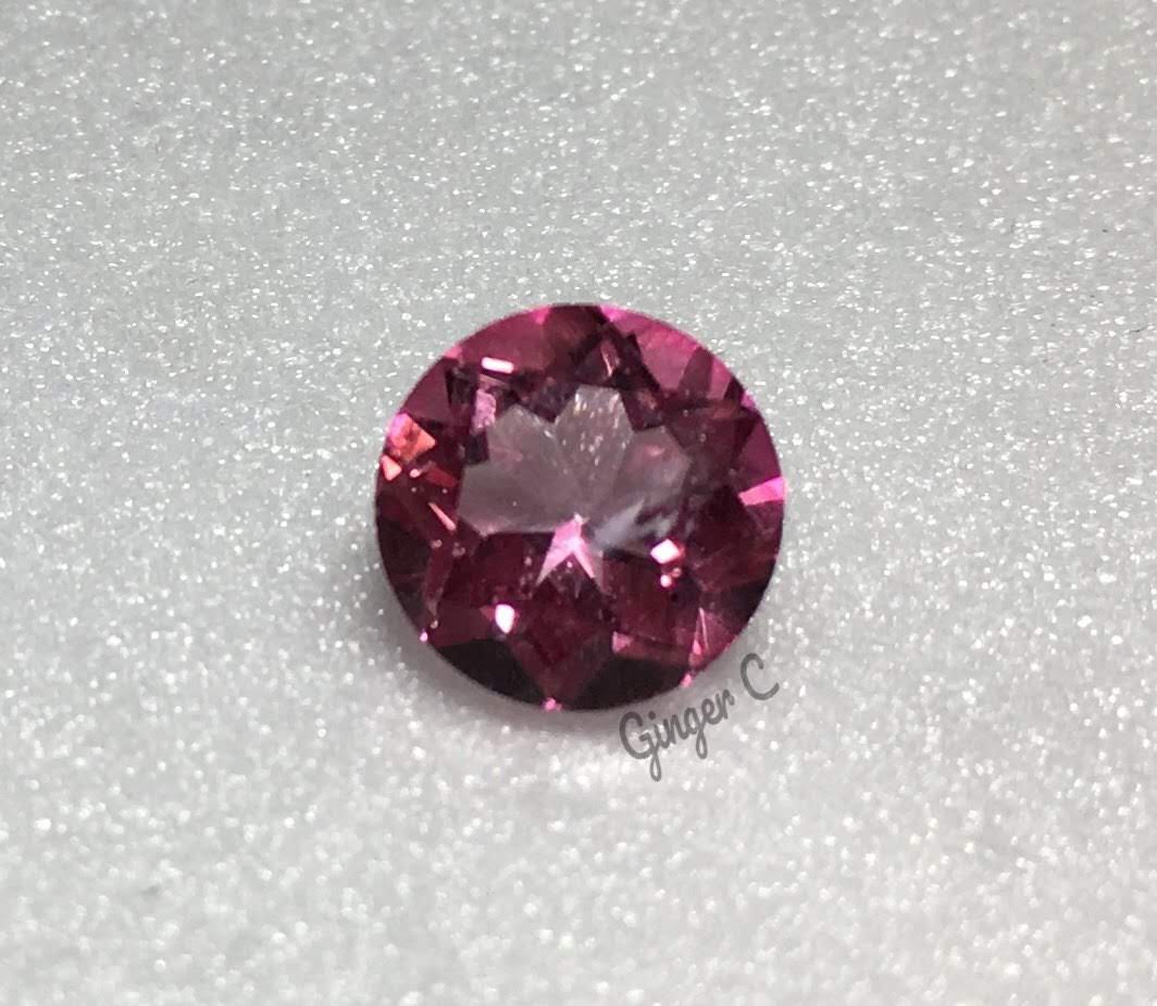 Pink Topaz 8mm Round 2.25ct