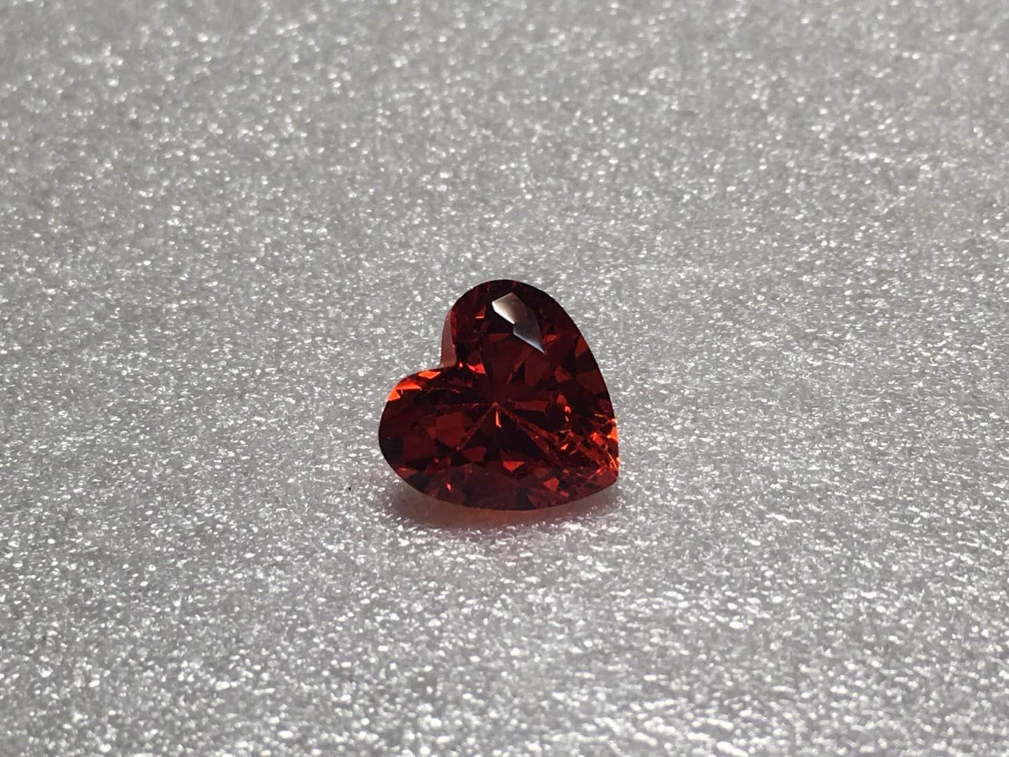 Heartshape Orange Cz 9mm 4.55ct