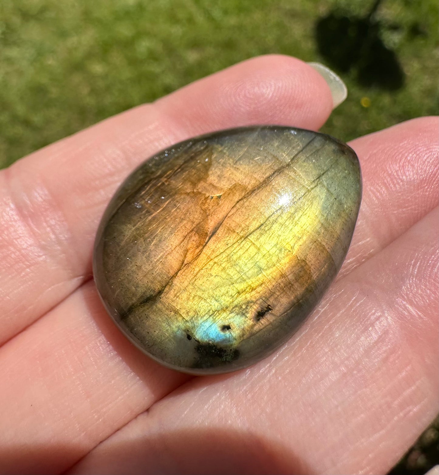 Pearshape Labradorite Cabochon 3a