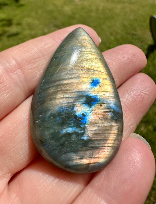 Pearshape Labradorite Cabochon 4a