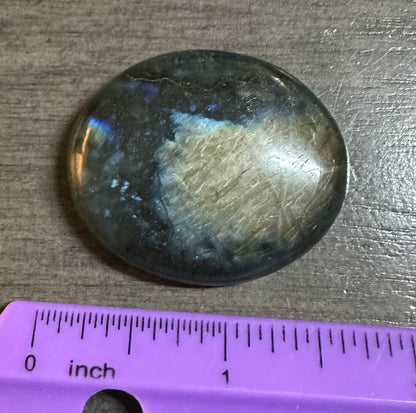 Oval Labradorite Cabochon 39a