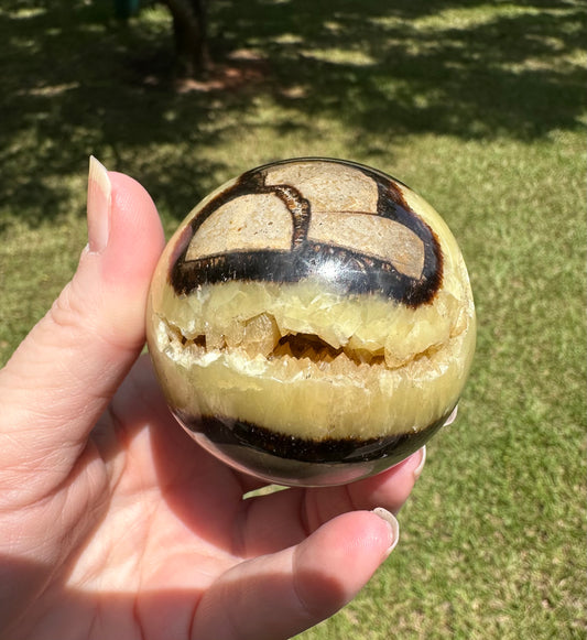 Septarian Sphere UV Reactive #5