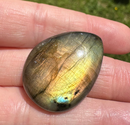 Pearshape Labradorite Cabochon 3a