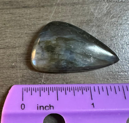 Pearshape Labradorite Cabochon 62a