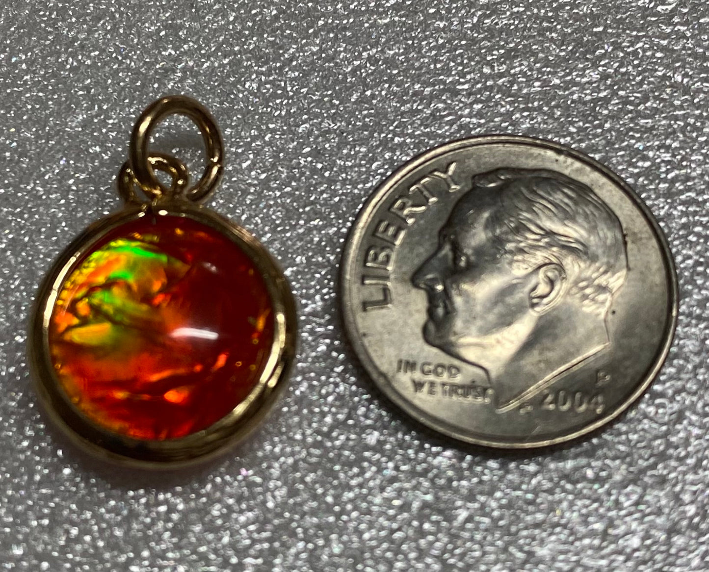 Round Multi-Color Pendant/Charm