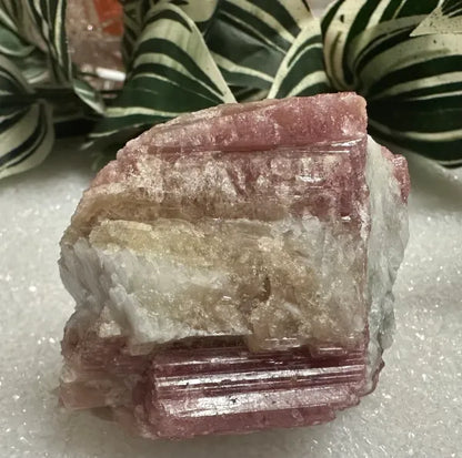 Tourmaline vr Rubellite Minas Gerais, Brazil