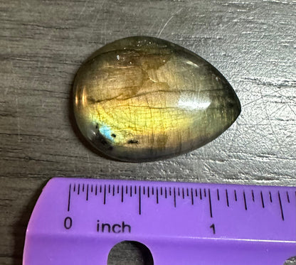 Pearshape Labradorite Cabochon 3a