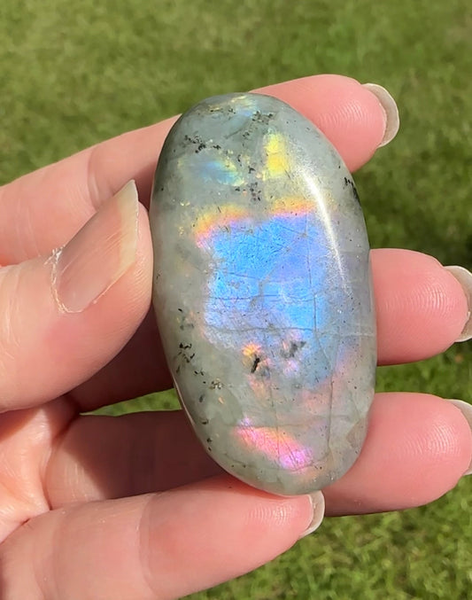 Fiery Labradorite Palmstone #15