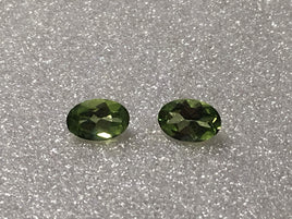 Peridot 6x4mm Oval