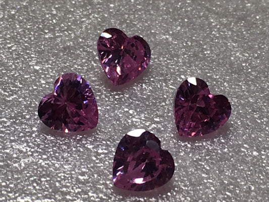 Heartshape Pink 5mm Cz