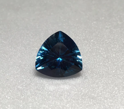 London Blue Topaz 12mm Trillion 7.5ct