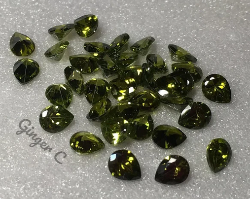 Green Zircon 5x4mm Pearshape