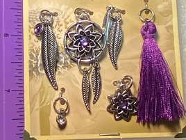 Dream Catcher, Feathers & More Pendants (6)