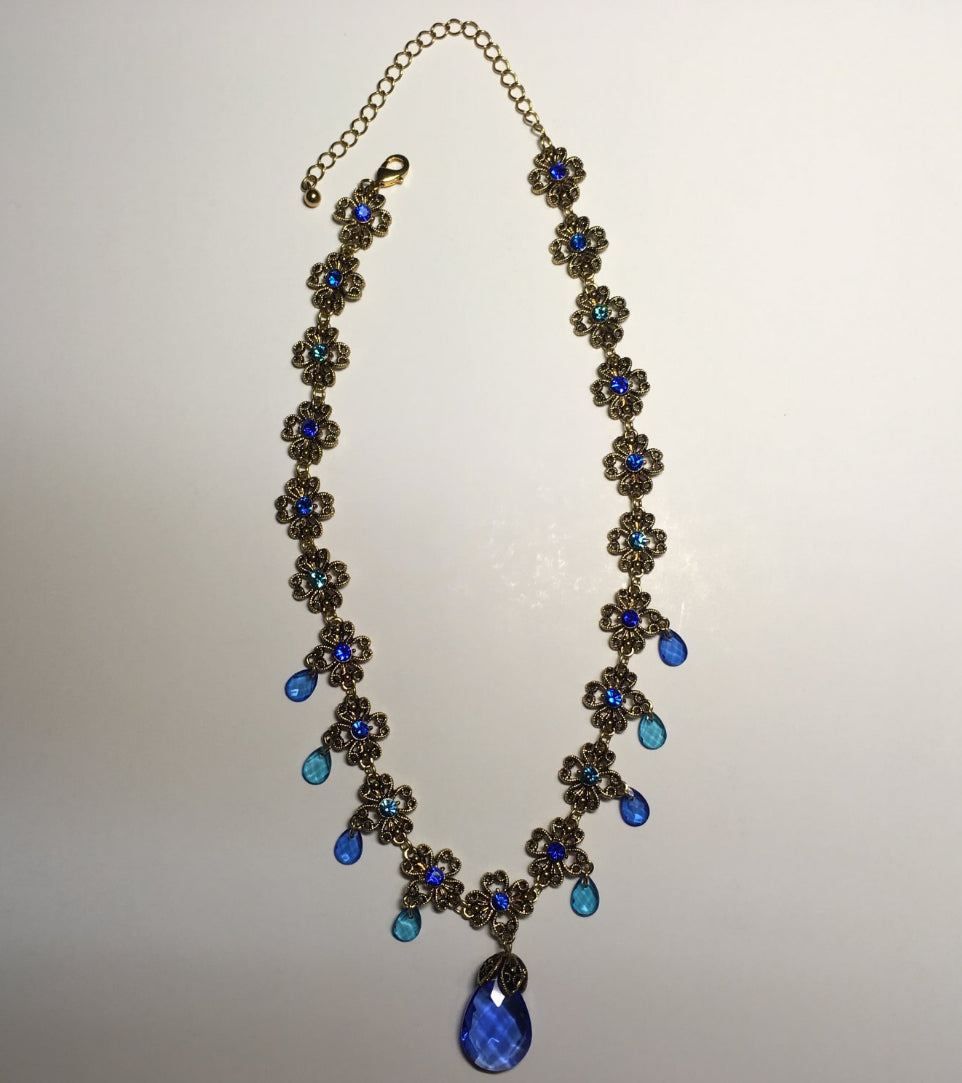 Victorian Style Glass Drop Necklace New