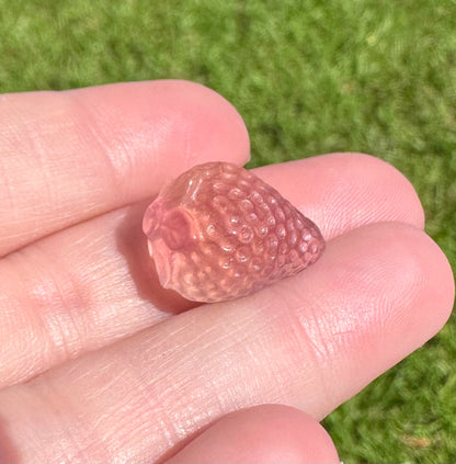 Mini Candy Fluorite Strawberry Carving