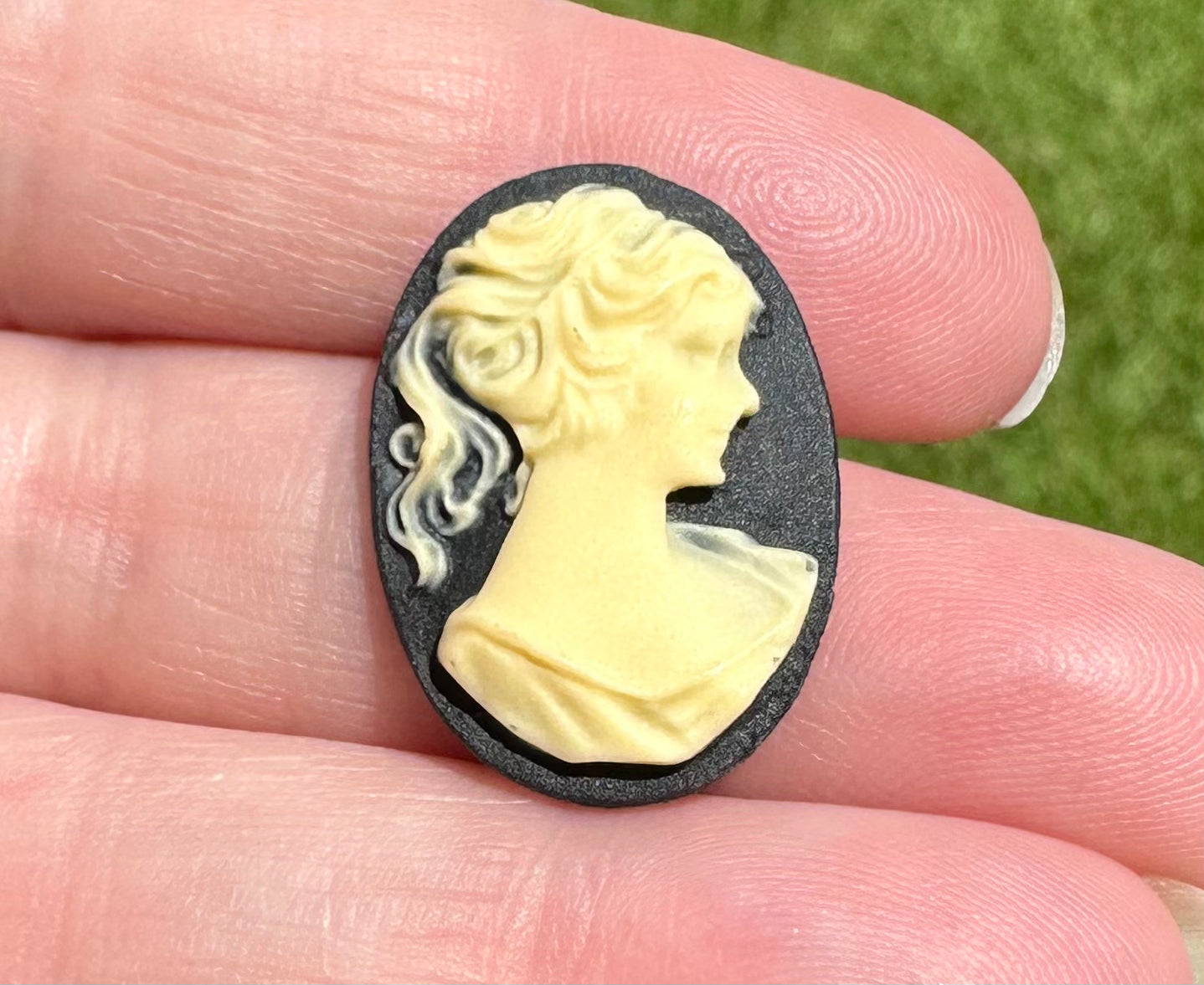 Plastic Cameo for Crafting