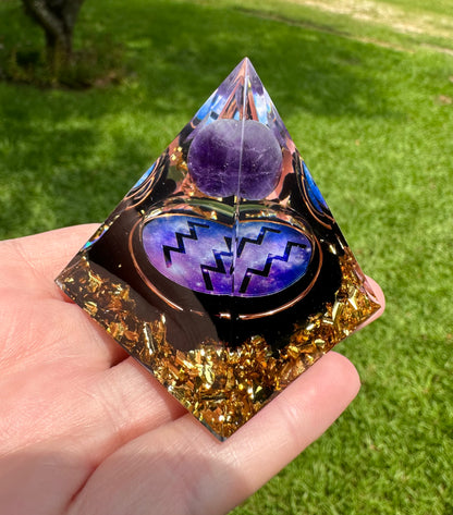 Amethyst Aquarius Orgonite Pyramid #9