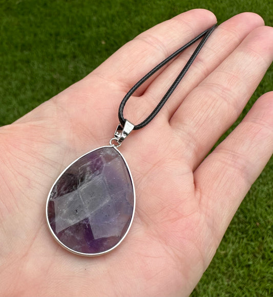 Agate Teardrop Pendant (Dyed)