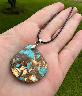 Dyed Jasper & Metal Pendant Necklace