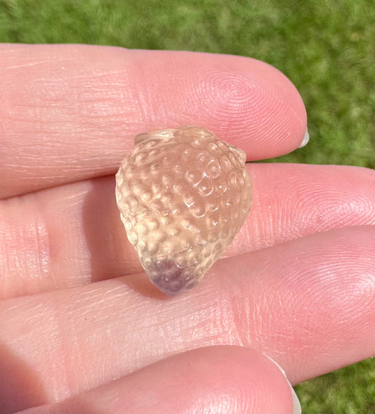 Mini Candy Fluorite Strawberry Carving