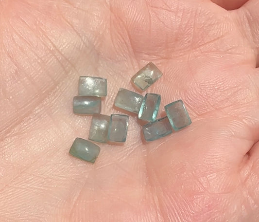 Chrome Fluorite 5x3mm Octagon Cab