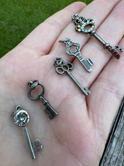 Set of (5) Decorative Key Pendants