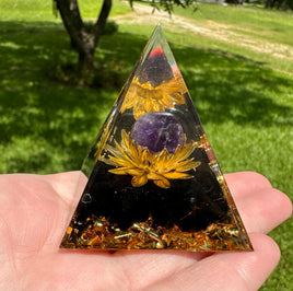 Amethyst Lotus Flower Orgonite Pyramid #18