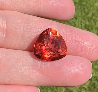 Mango Topaz 14mm Trillion 11.80ct